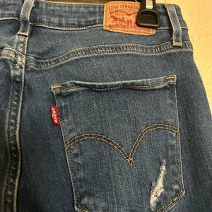 Levis Blue Skinny Jeans with Distressed Details thumbnail 6