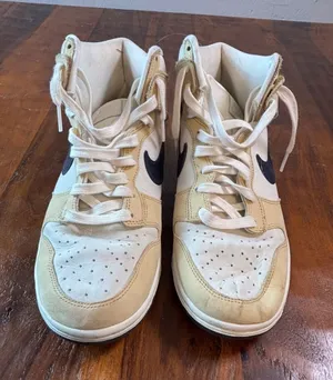 Nike Dunk High Pale‎ Vanilla Sail Black DX2044-101 Womens 9 Sneakers High Top thumbnail 1
