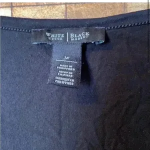 White House | Black Market pearl button long‎ sleeve black top. Size M thumbnail 2