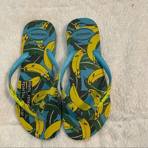 Havaianas with Banana Design thumbnail 2