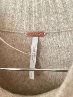 Free People Phoebe Pullover Sweater in Light Camel Heather Medium thumbnail 5