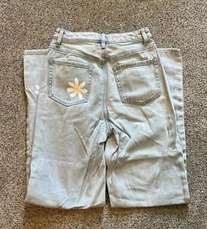 PacSun 90s Boyfriend Daisy Jeans thumbnail 7