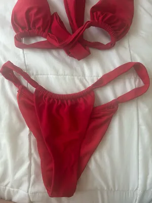 Edikted Red Knot Bikini Set thumbnail 5