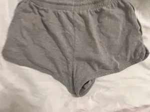 Urban Outfitters shorts thumbnail 3