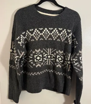 Lucky Brand Women's Medium Gray and White Patterned Winter Sweater thumbnail 1