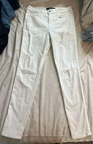 Ripped Hollister White Jeans thumbnail 1