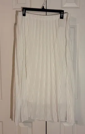 Nanette Lepore Elegant White Pleated Skirt large thumbnail 1