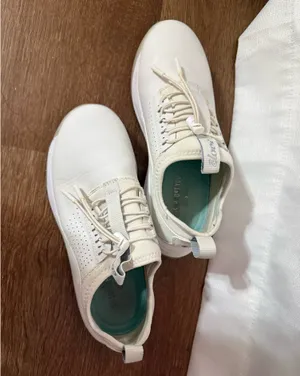 Clove nursing shoes White Size 8 thumbnail 4