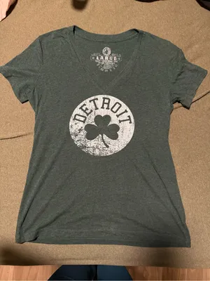 Detroit Shamrock Graphic V-Neck Tee - Green thumbnail 1