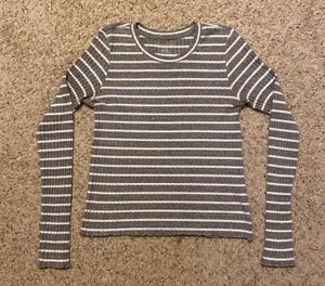 American Eagle ‼️ Striped Lettuce Edge Long Sleeve‼️ thumbnail 2