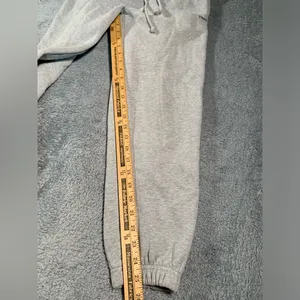 Aritzia TNA sweatfleece Gray Jogger Sweatpants boyfriend fit small thumbnail 5
