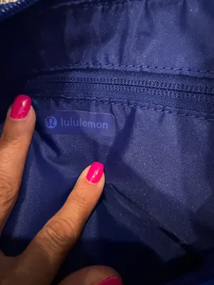 Lululemon Slouchy Sling Bag 6L riverside blue NWT thumbnail 13