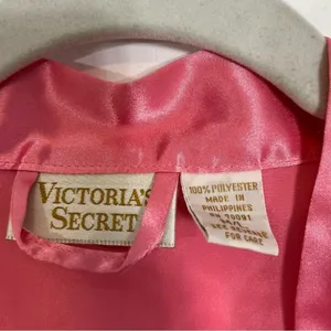 VINTAGE Victoria’s Secret Gold Label Barbiecore Pink Tassel Nightgown Robe thumbnail 4