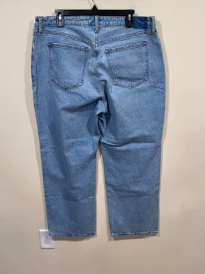 NWT Abercrombie & Fitch The '90s Relaxed Jeans in a high-rise style size16 short thumbnail 9