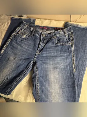 Rock & Republic Dark Blue Denim Jeans with Pink Embroidery thumbnail 15