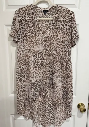 Torrid Babydoll Tunic Top Brown‎ Animal Print V-Neck Button Front 00 thumbnail 1