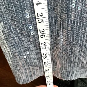 Donna Karan Dressy MIDI sequined skirt🔥 NWOT thumbnail 7
