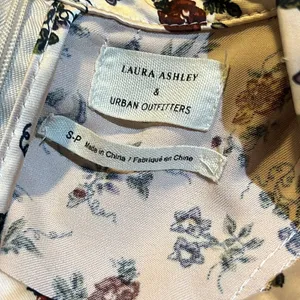 LAURA ASHLEY x URBAN‎ OUTFITTERS Satin Ruffle Mini Dress Baby Doll C27 thumbnail 13