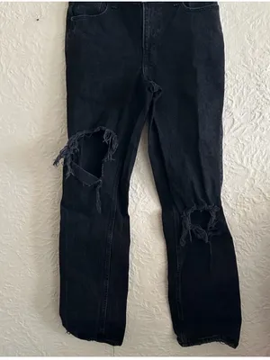 Abercrombie and Fitch the 90s Straight Low Rise Black Ripped Knees Jeans 27 4 thumbnail 3