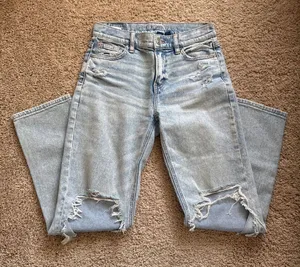 American Eagle ripped jeans  thumbnail 1