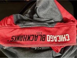 Chicago Blackhawks Women’s XL Gray Red Quarter Zip Pullover NHL thumbnail 4
