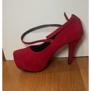 Mary Jane Platform Shoes Womens Size 7.5 Red Suede Ankle Strap Stiletto Pumps thumbnail 5