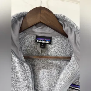 Patagonia Better Sweater Women’s Medium 1/4 Zip Gray Fleece Pullover thumbnail 4