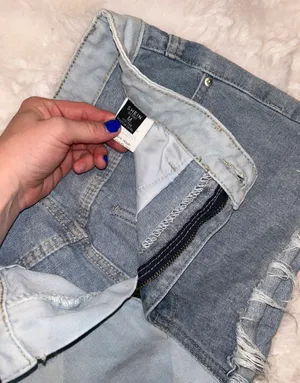SheIn NWOT Colorblock Blue Jean Denim Shorts thumbnail 5