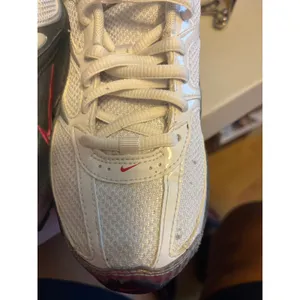 Nike Reax Run 5 Running Shoes Women 5 White Metallic Silver Pink Y2K Retro Gym thumbnail 11