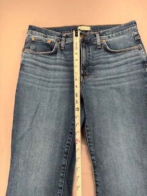 Madewell | 31 | Mid Rise Kickout Jeans thumbnail 3