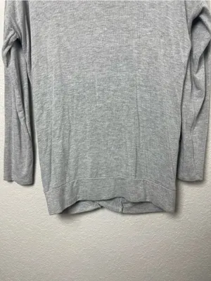 Le Lis Heather Gray V-Neck Open Criss Cross Back Long Sleeve Top Size M thumbnail 4