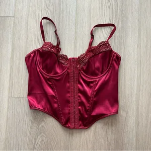 Princess Polly Lace Cherry Bustier thumbnail 2