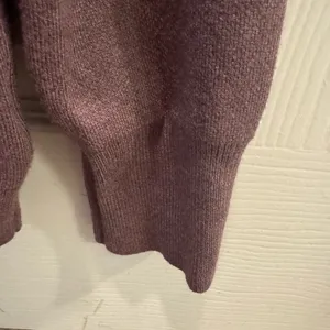 Purple Hooded Sweatshirt with Drawstrings‎ Size undefined thumbnail 3