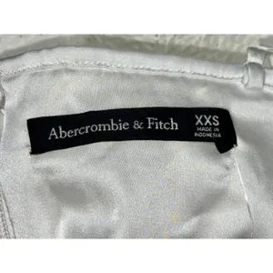 NWT Abercrombie & Fitch White Sequin Spaghetti Strap Mini Dress Womens Size XXS thumbnail 3