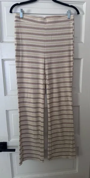 Le Lis Striped Pants thumbnail 1