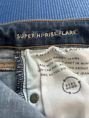 American Eagle Super High-Rise Flare Jeans thumbnail 5