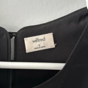 Aritzia Wilfred Sheer Sleeved Top Size Small Black thumbnail 2
