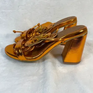 Lovella Metallic Gold Flower Thong Sandals Heels Party Wedding‎ Shoes Size 8/38 thumbnail 6