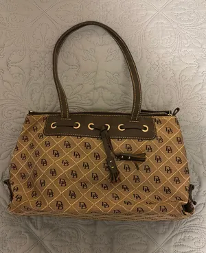 Purse thumbnail 1
