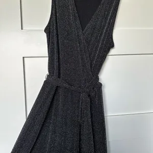 Metallic Sleeveless Jumpsuit thumbnail 5