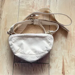 Small cream faux leather cross‎ body bag thumbnail 3