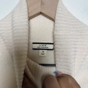 J. Crew Women 100% Cashmere‎ Collection Sweater Small Muslin Camel Turtleneck thumbnail 3