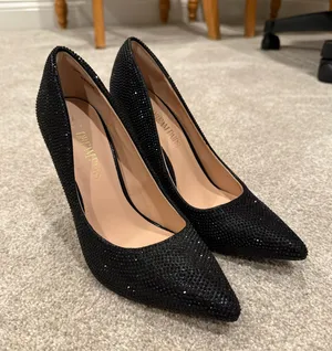 Sparkly Black Stiletto 7 thumbnail 1