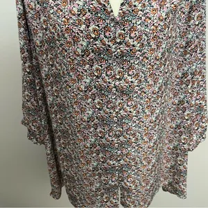 Rose & Olive Top Tunic Floral Split Neckline 3/4 Sleeve Smocking Pink Blue White thumbnail 5