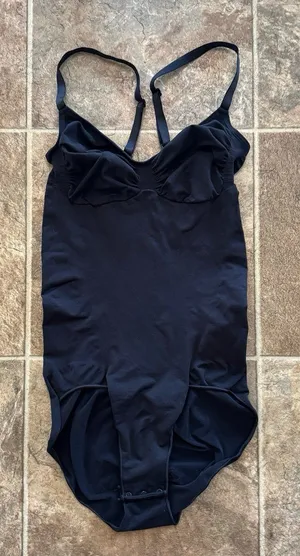 Skims Seamless Sculpt Brief Bodysuit Onyx Size 3XL thumbnail 1