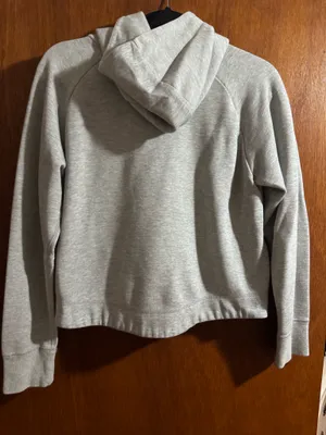 Women’s Nike Tech thumbnail 2