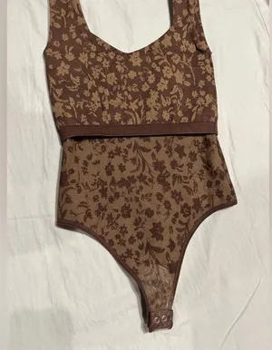 Free People PRINTED CLEAN LINES Clean Lines Bodysuit Size M/L thumbnail 11