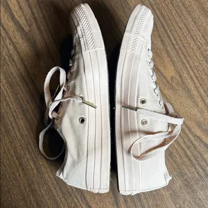 Converse Size 7.5 Pale Pink Low Top Sneakers Shoes thumbnail 5