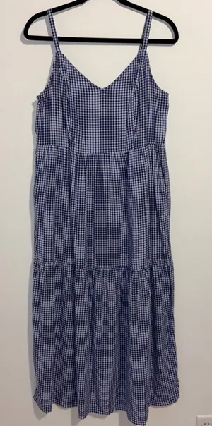 Old Navy Cami Dress Blue Gingham M Tiered Maxi Sundress Pockets Boho Country thumbnail 1