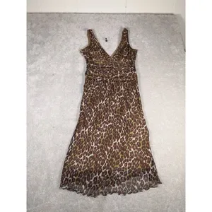 Trina‎ Turk leopard print dress V-neckline silk dress 8 Midi Gathered Waist thumbnail 5